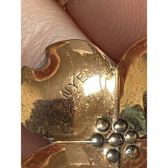 Stuart NYE Jewelry Vintage Dogwood Earrings With Sterling Silver Screwbacks - Picture 5 of 7